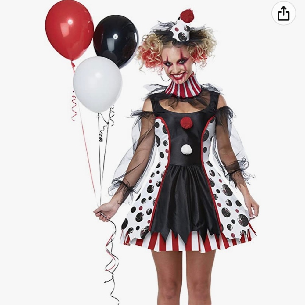 Woman’s scary clown costume.